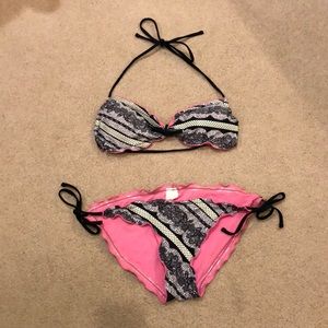 2 piece bikini w/ adjustable straps